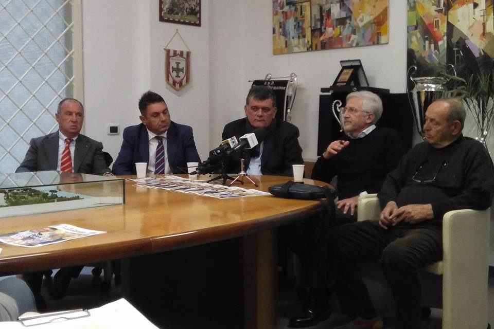 Aversa, ecco Corvino: “Sintonia con Spezzaferri. Senza dialogo con il Comune squadra fuori da Aversa”