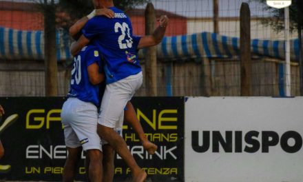 Beach soccer: canta Napoli con la Sicilia