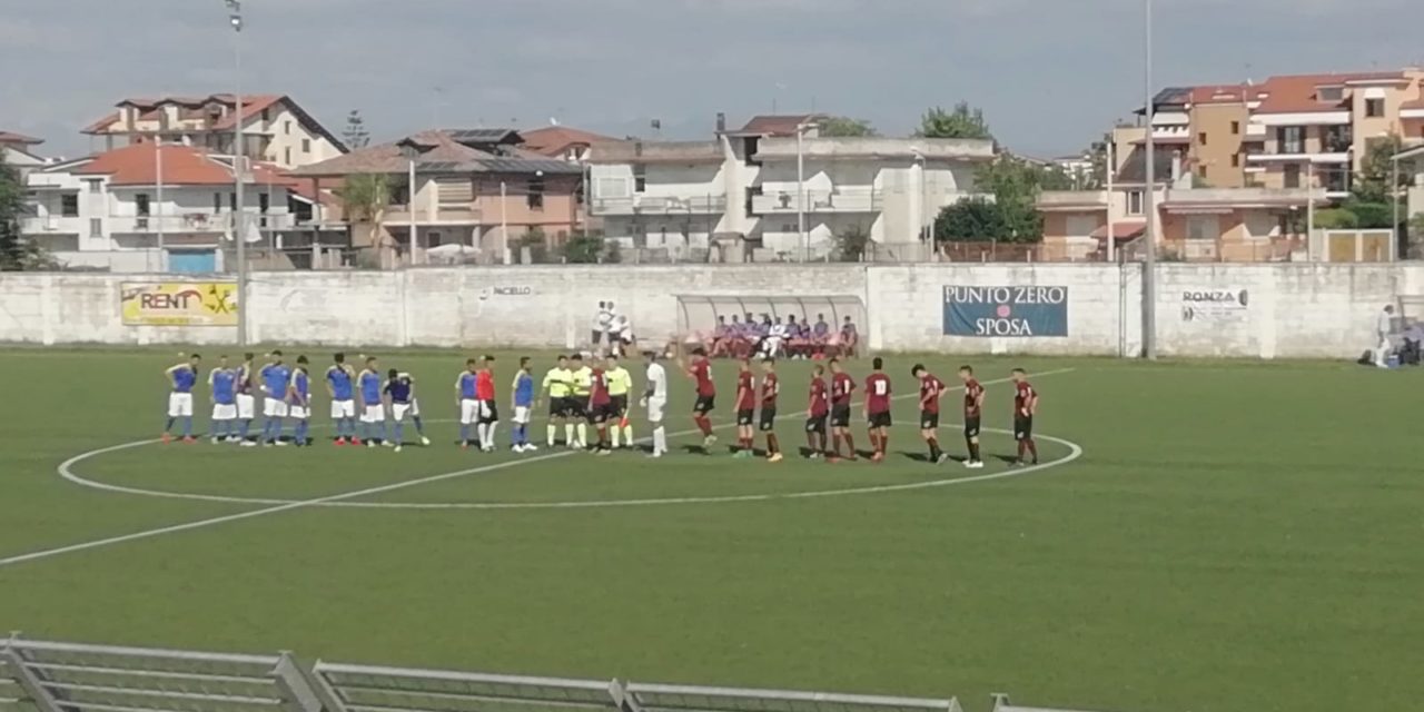 ECCELLENZA GIRONE A | Aversa Normanna e Flegrea si dividono un punto all’esordio: Somma dal dischetto agguanta gli ospiti allo scadere