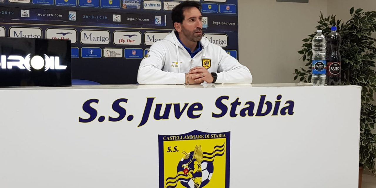Juve Stabia – Siracusa, Fabio Caserta nel post gara: “basta trovare il pelo nell’uovo, dobbiamo essere orgogliosi di questi ragazzi”
