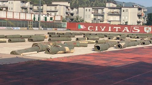 Sarno, iniziati i lavori allo Squitieri: nuovo manto erboso