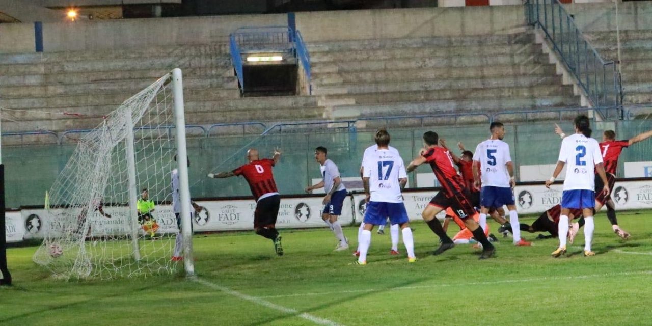 Il Foggia riparte nel segno di Iadaresta!