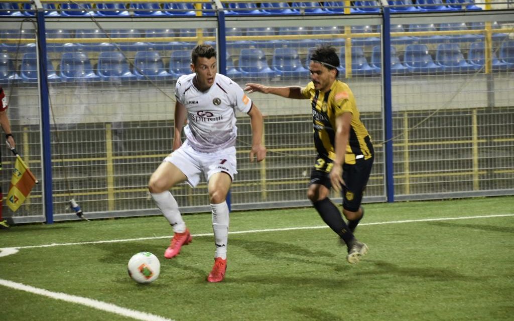 Juve Stabia – Livorno: Calò faro, Ricci rovina il match!