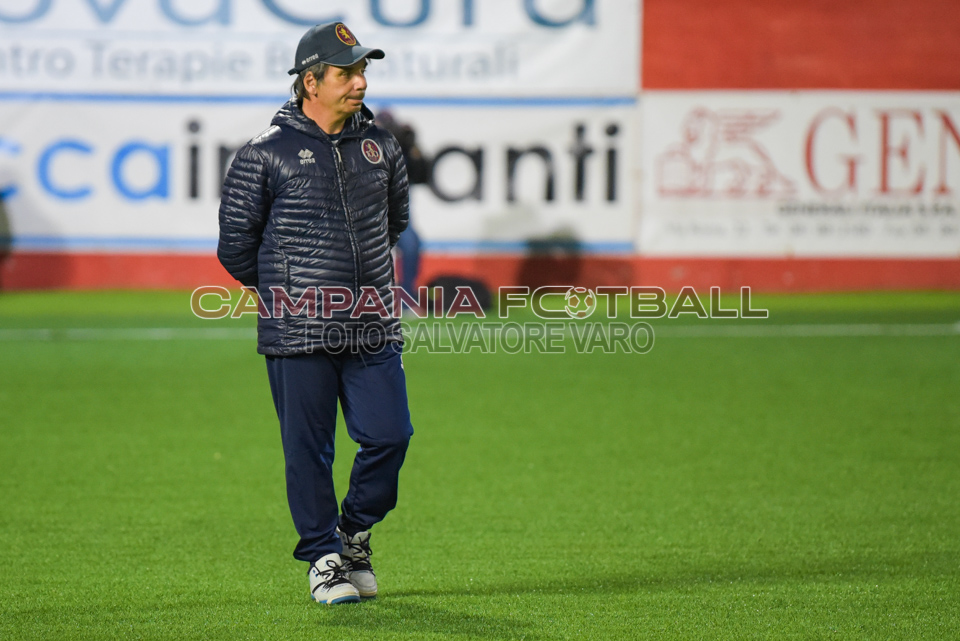Il Giugliano cambia guida tecnica: squadra a Tulino