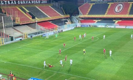 Questa volta non basta la fortuna, un brutto Giugliano si arrende al Foggia