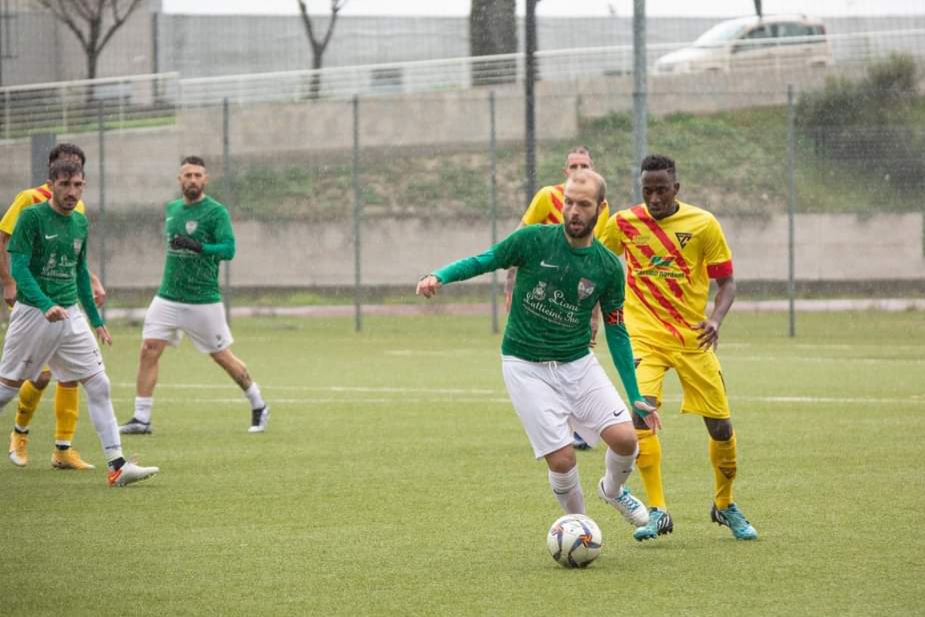 Gennaro Ferrara: “Non ho concluso accordi con nessuna squadra”