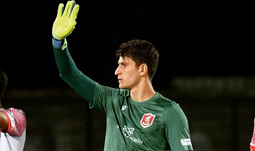 UFFICIALE | Cambio di guantoni in casa Juve Stabia: Pozzer saluta, arriva Barosi