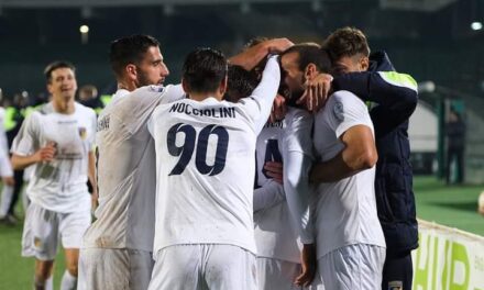 Lucas Felippe fa volare il Giugliano, 2-1 al Monopoli e quarto posto