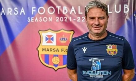 Ciao Barò: il calcio campano piange la scomparsa di mister De Girolamo