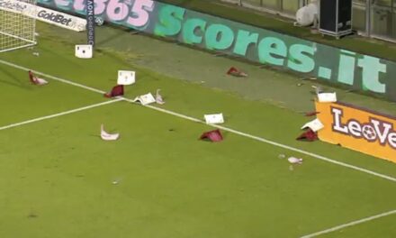 Caos all’Arechi, Salernitana retrocessa in Serie C tra tensioni e disordini: Sampdoria salva