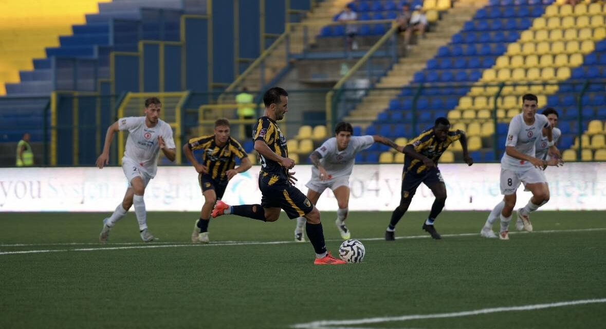 Serie C, a Giugliano si festeggia: prima vittoria per Cudini. Il Sorrento cade in casa
