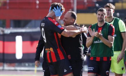 Il fenomeno Rosso: tripletta, tacco, e 4-2 finale. Nocerina show contro la Gelbison