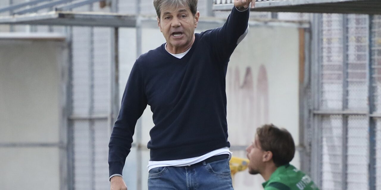 Ribaltone in Serie D: doppio esonero per Palmese e Pompei. Sarnese, Parlato è a rischio
