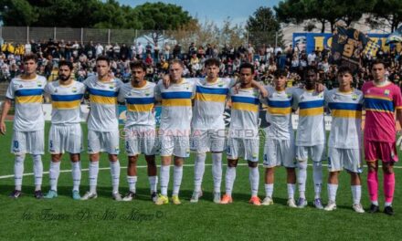Traghetti soppressi e gara rinviata: botta e risposta tra Ischia e Flaminia