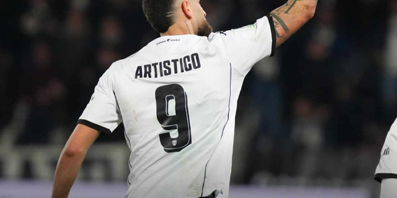 Spezia-Avellino, la sentenza del Picco: un gol lampo decide la sfida