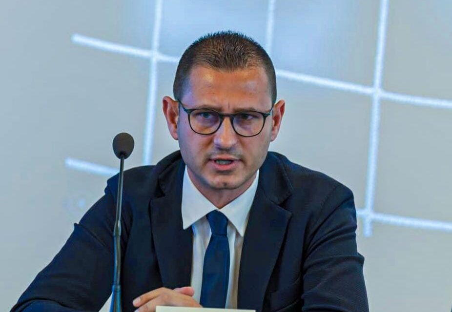 Tre Under obbligatori? Trovato (AIC): “Così non crescono”